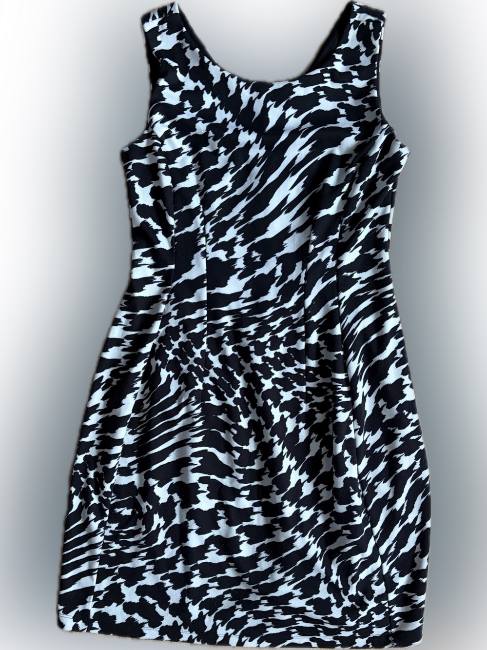 Enfocus Studio Black and White Patterned Midi Dress